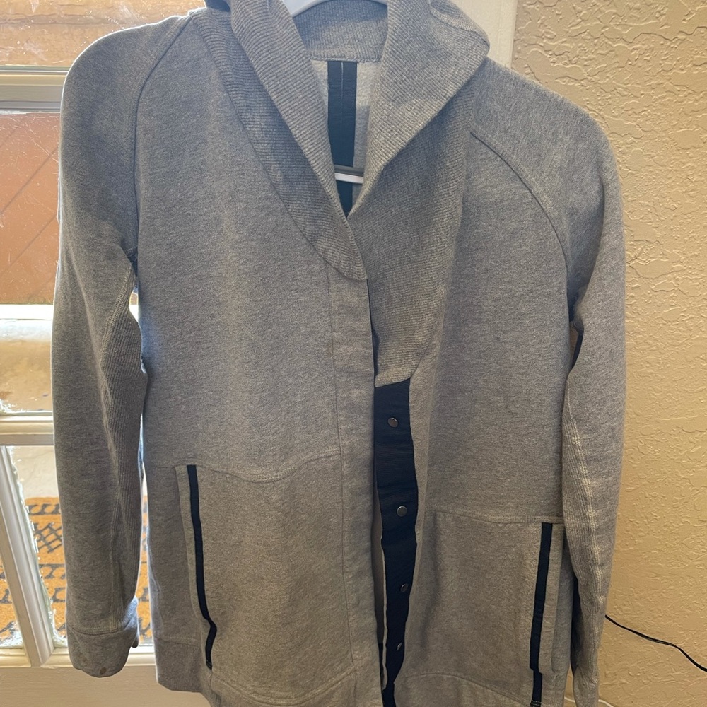 Lululemon cardigan/sweater